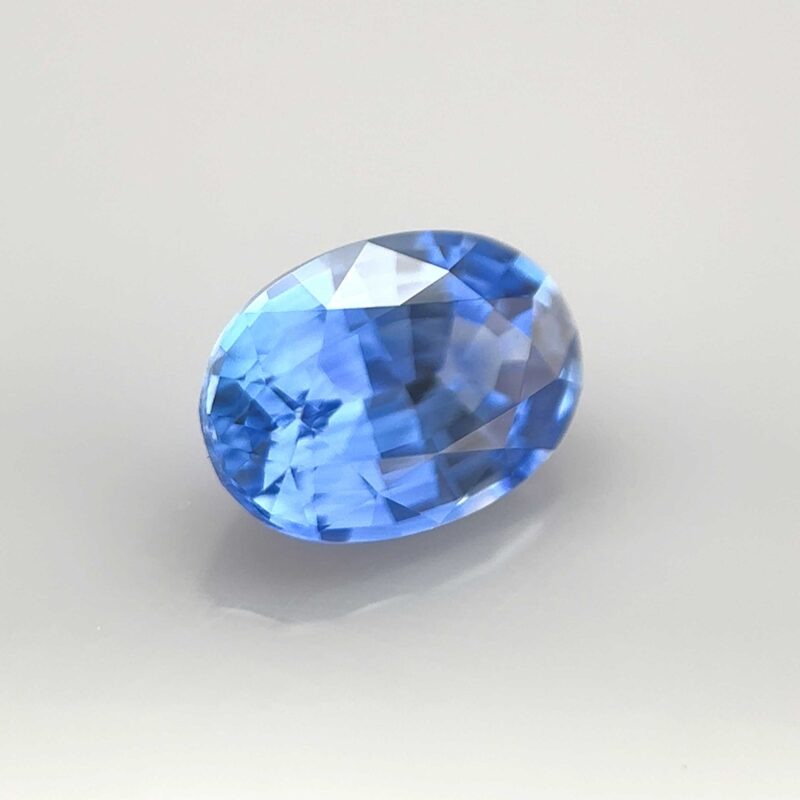 natural gemstone precious cornflower blue sapphire from ceylon oval cut