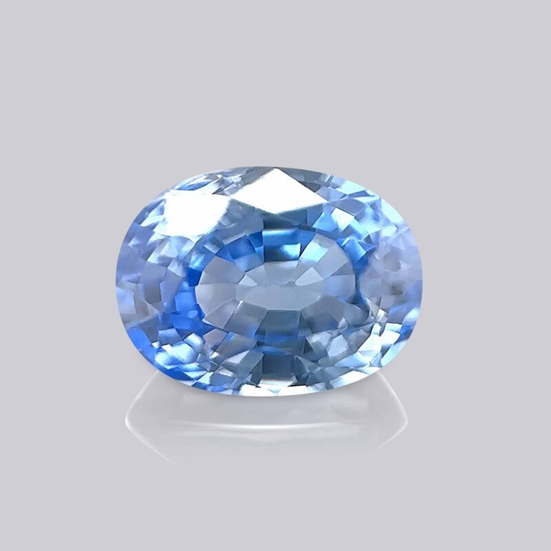 pierre précieuse naturelle bijou rare joaillerie saphir bleu oval ceylan